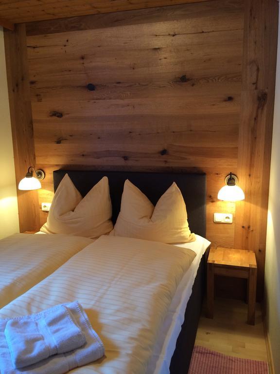 Alm-Apartments Heiligenblut Rom bilde