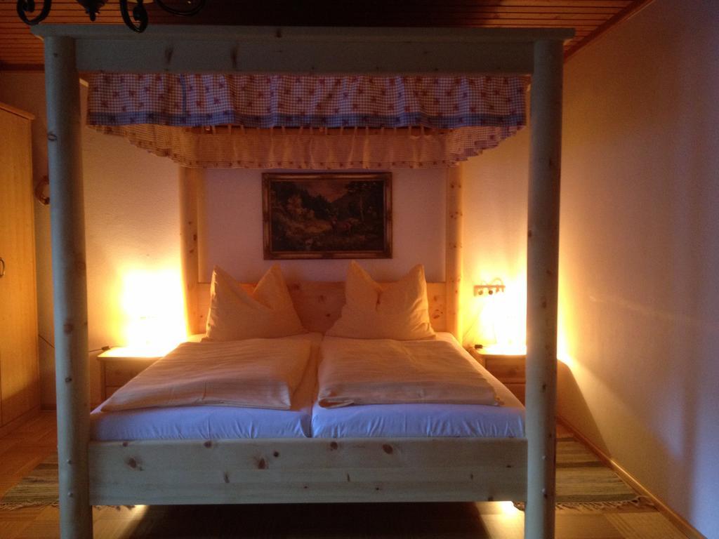 Alm-Apartments Heiligenblut Rom bilde