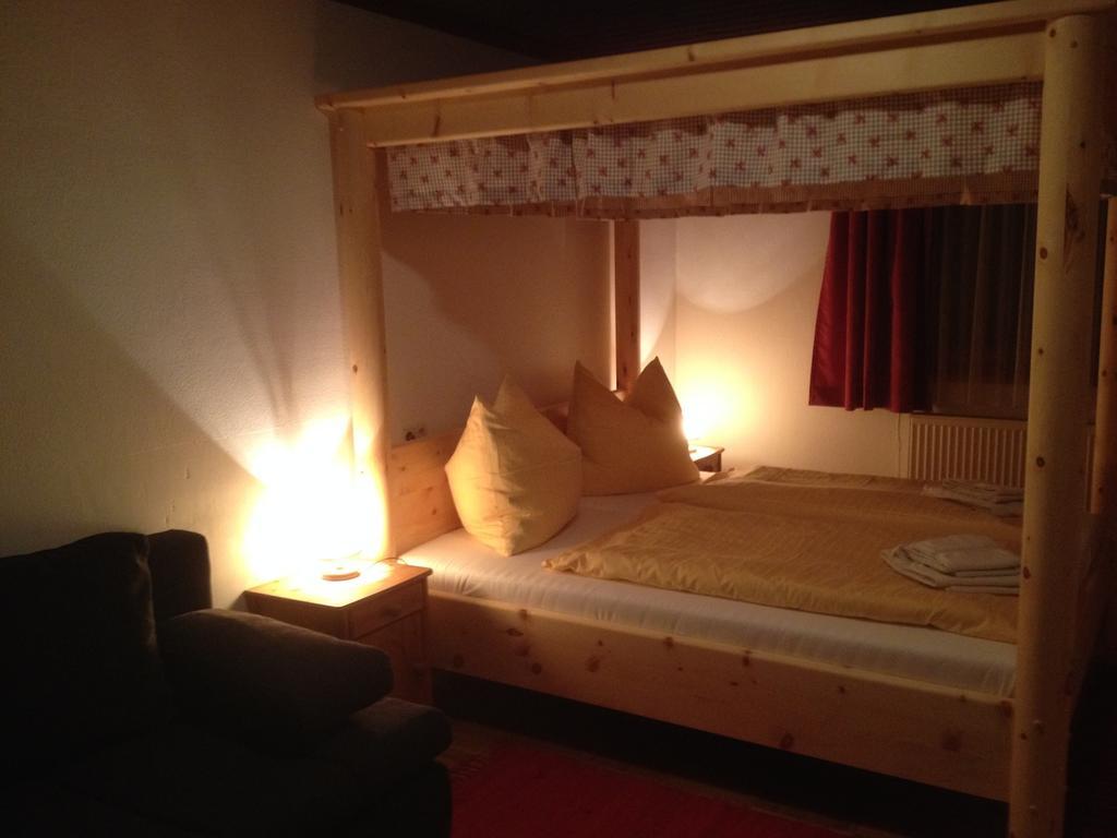Alm-Apartments Heiligenblut Rom bilde