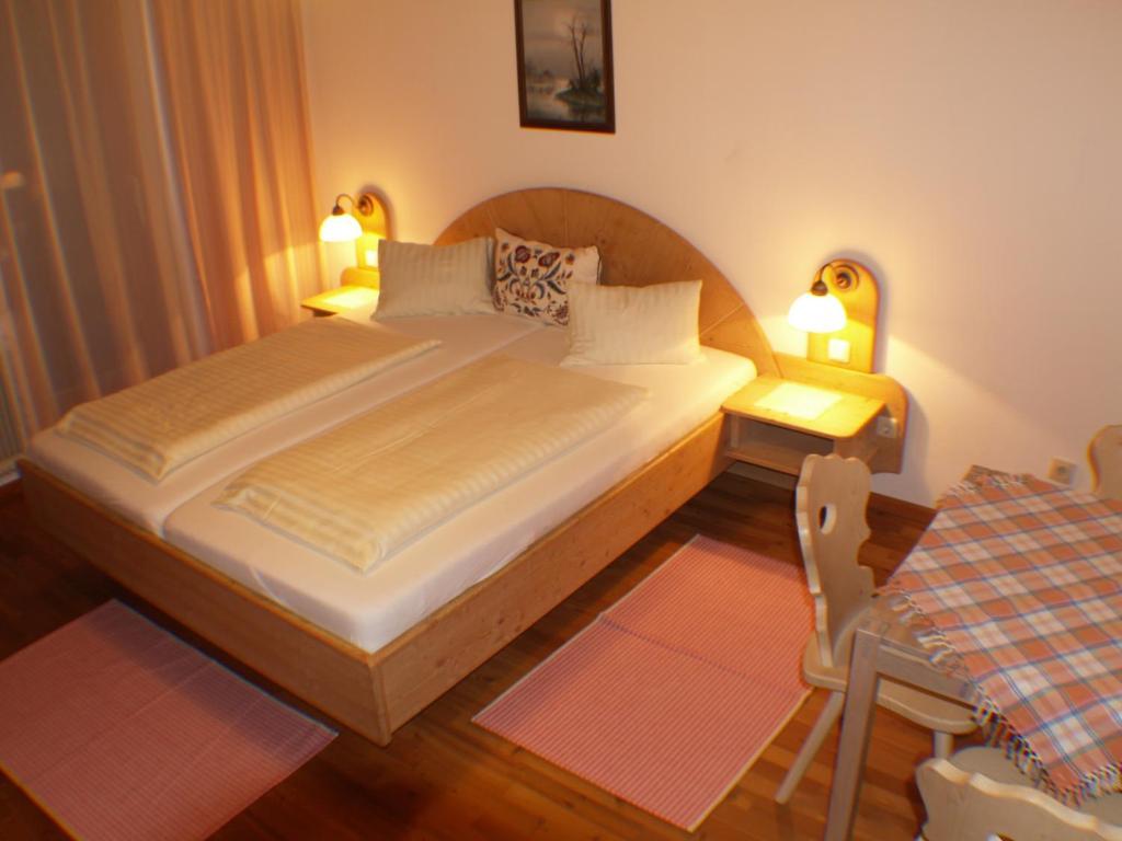 Alm-Apartments Heiligenblut Rom bilde